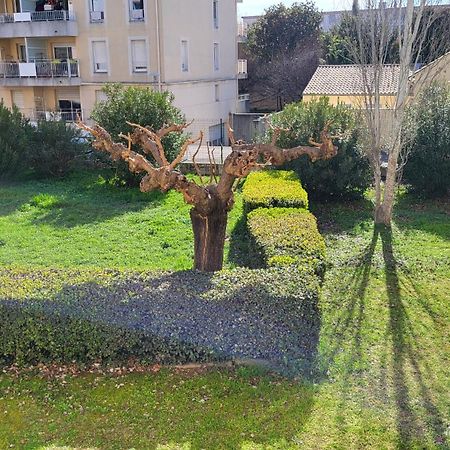 Les Tourterelles D'Avignon 2 Appartement Buitenkant foto